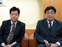 NTTドコモの澤井氏（左）と水木氏（右）