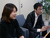 NEC藤村氏（左手前）と、有田氏（右手奥）